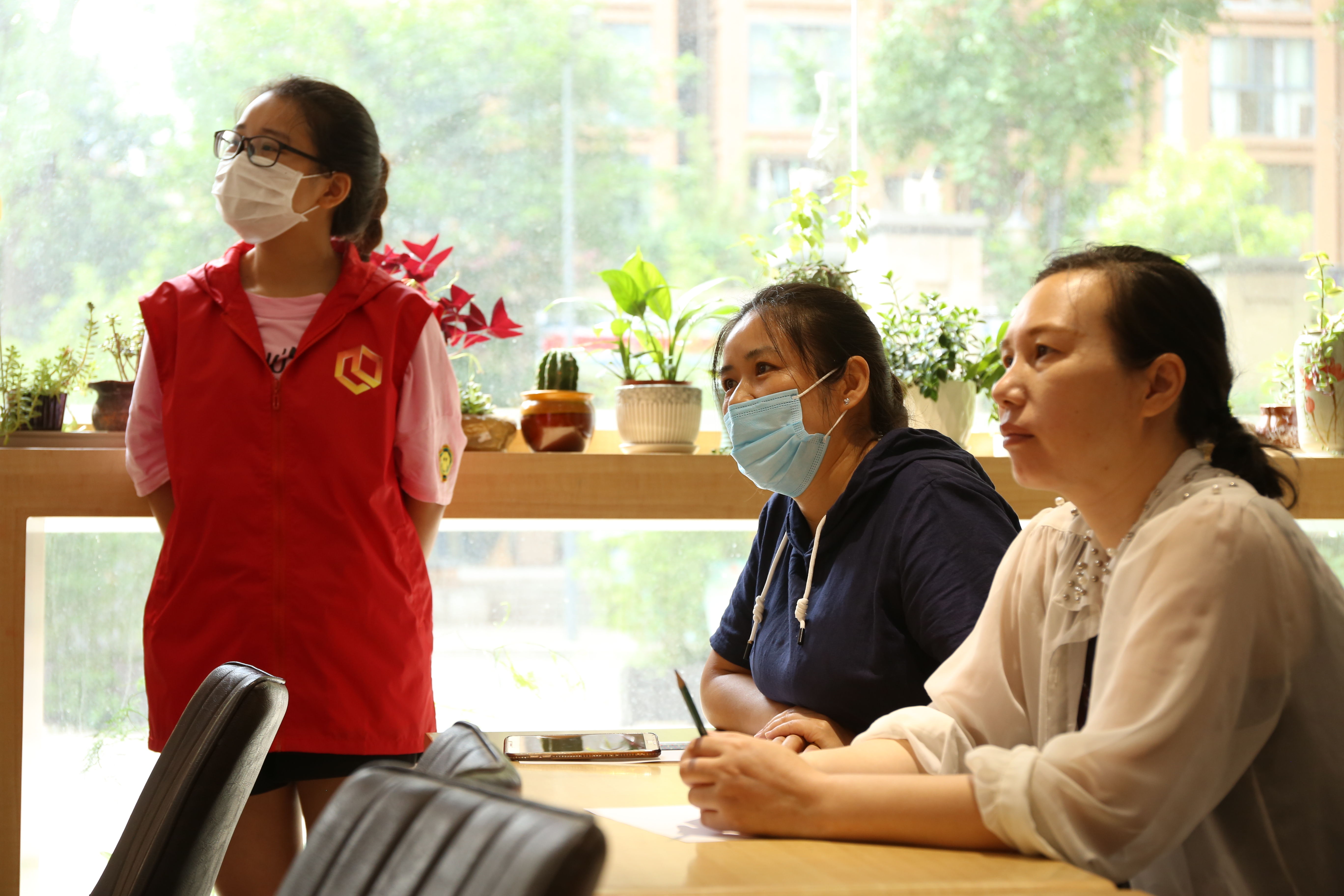 爱心为梦护航 多支大运会城市专业志愿服务队助力学子圆梦高考