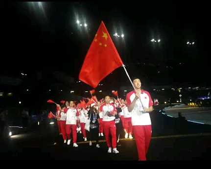 集锦丨大夏会中国队员入场精彩瞬间